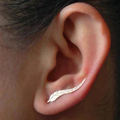 Dama Rusa- Golden Leaf Stud Earrings for Women- Female Fashion Jewelry