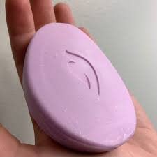 Dove Soothing Lavender Oil & Chamomile 1 Bar