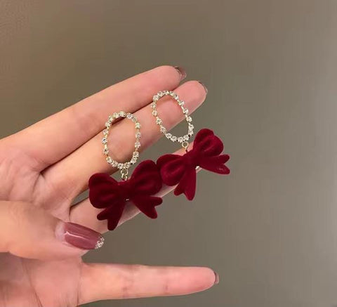 Good Quality Beautiful Earrings New Bow Style