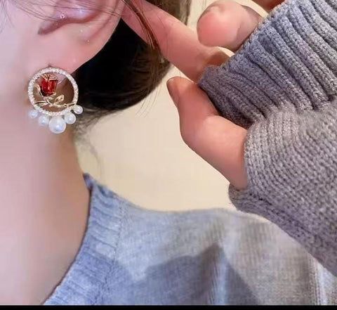 Good Quality Beautiful EarringsGold with Silver