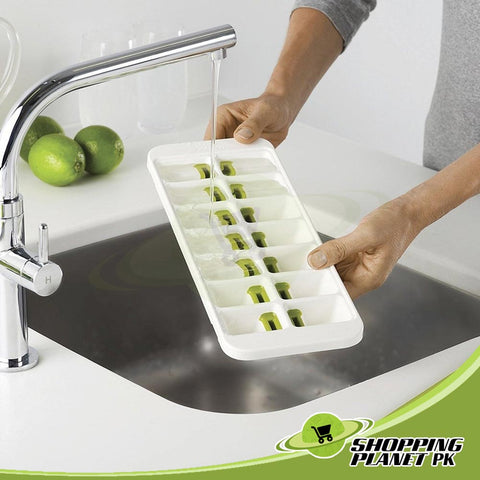 Home.Co- Silicon Ice Tray with Lid