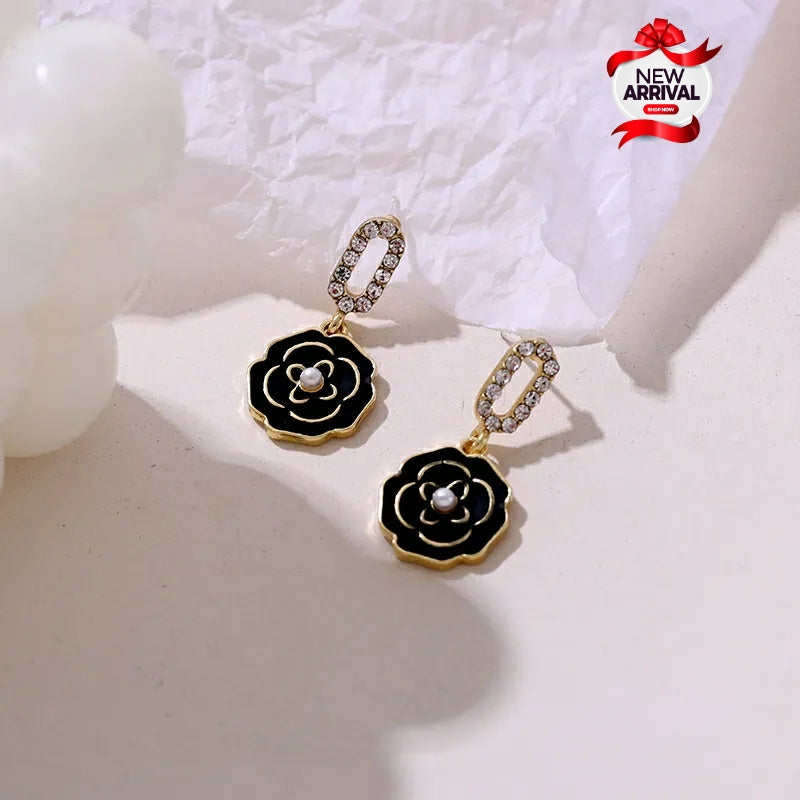 Luxury Pearl Black Gold Flower Style Studs Earrings