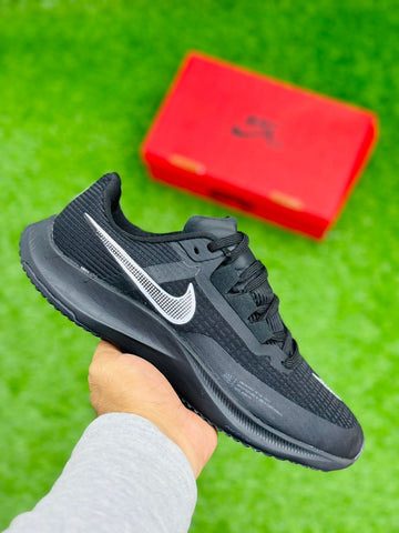 Nike Air Zoom Rival Fly 3