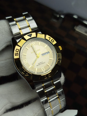 BOPHERI  QUARTZ CHAIN WATCH