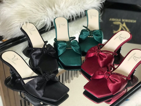 Vinny Jordan Bow II Heels
