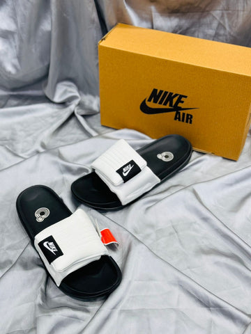 NIKE OFFCOURT ADJUST SLIDE