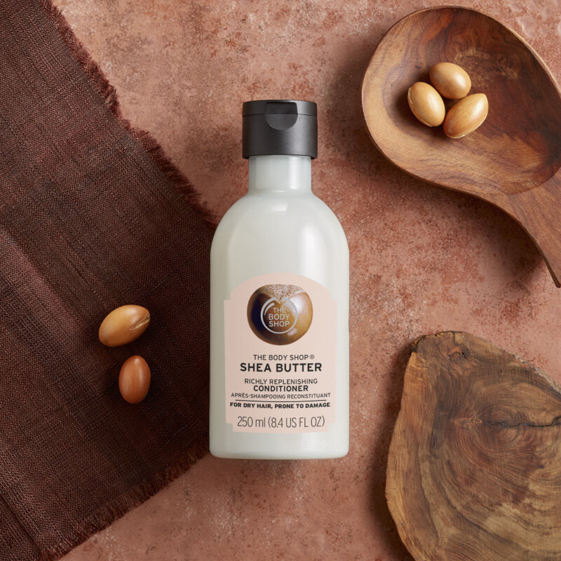 The Body Shop- Shea Butter Richly Replenishing Shampoo, 250 ML
