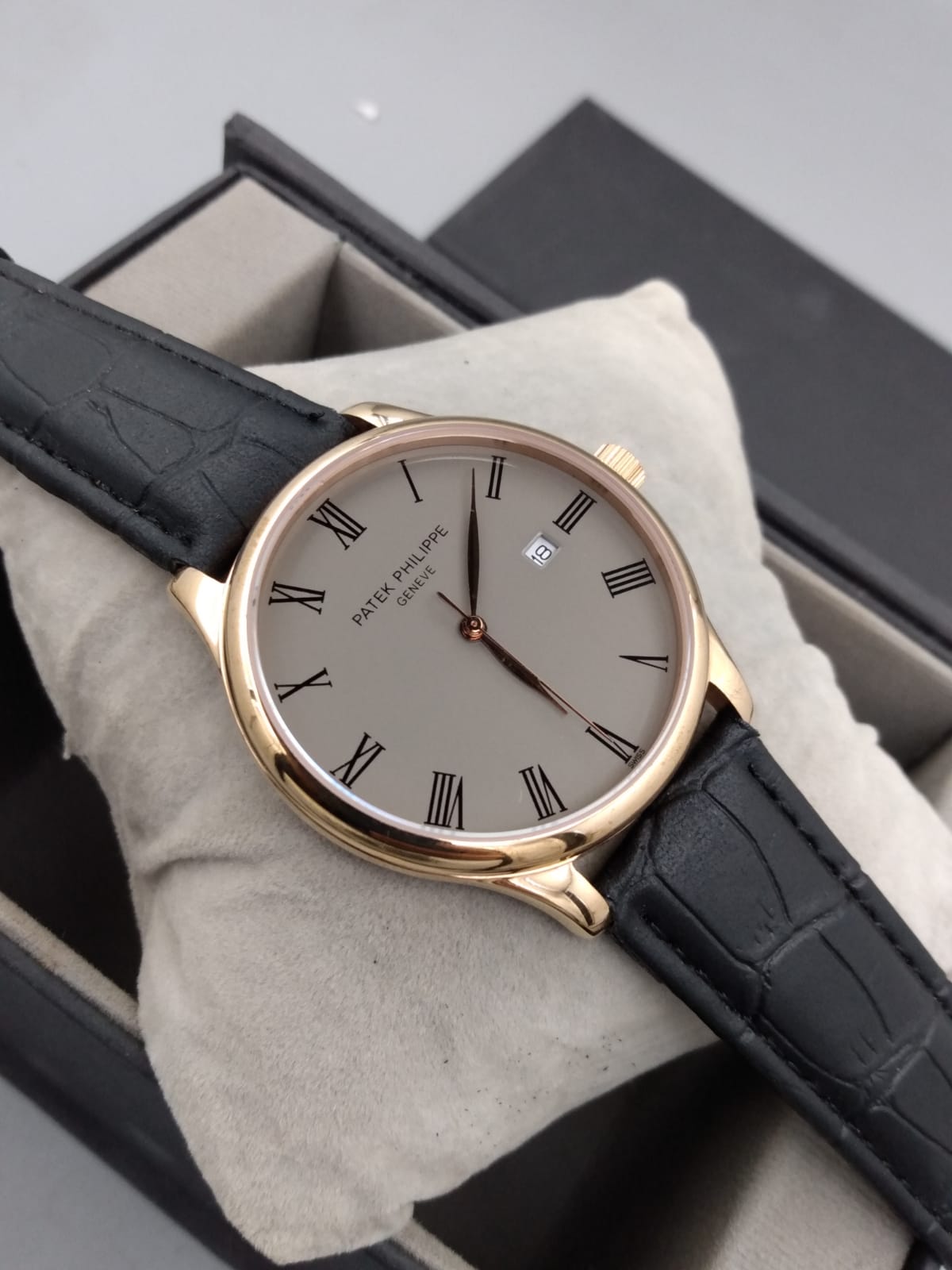 PATEK PHILIPPE CLASSIC THINLINE WATCH