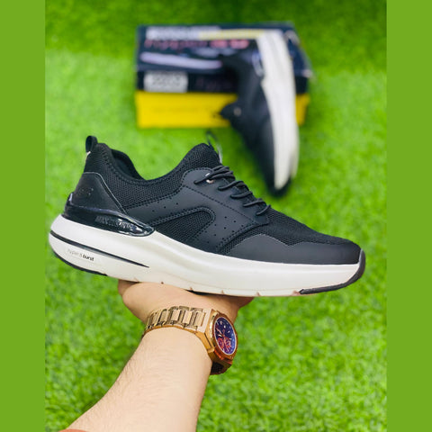Skechers Hyper Brust