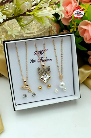 Beautiful Fancy Golden 3 Locket & 3 pair of studs Set