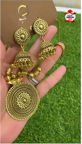 Versatile Classic Round Gold & Silver Ethnic necklace with jhumki