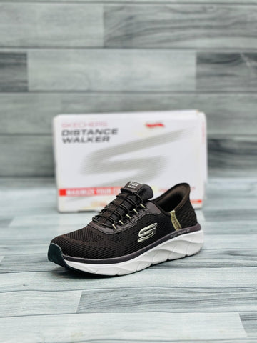 Skechers D’luxe memory foam