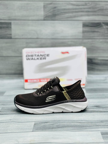 Skechers D’luxe memory foam