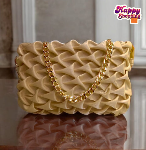 Luxury High Quality Cross Body Bag For Girls.