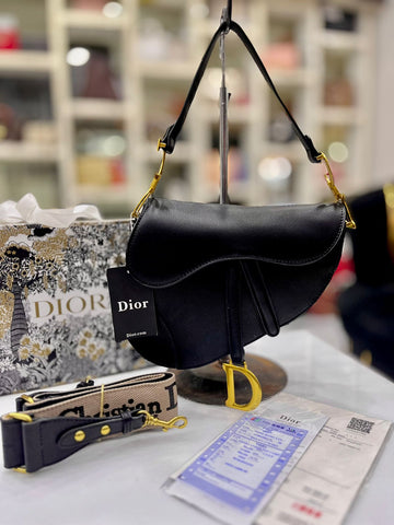 Luxury Christian Dior Hand For Gilrs