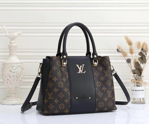 High Quality Louis Vitton Bag With 3 Portion