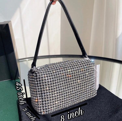This beautiful Women Luxury Rhinestone Bag