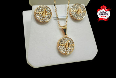 New Arrival Fancy zircon Gold Trendy long Chain Pendant Locket set 4 Girls