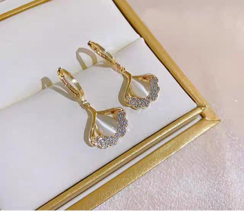 Good Quality Beautiful EarringsGold with Silver