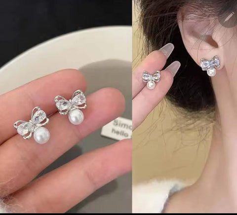 Good Quality Beautiful Earrings Bow Shape