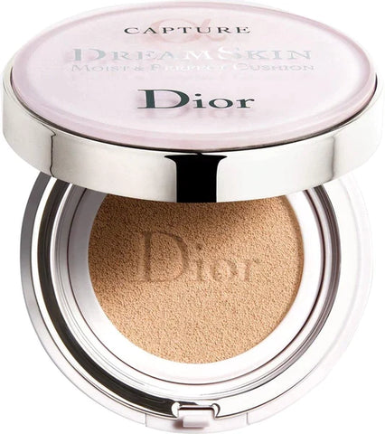 DIOR Capture Dream Skin Moist & Perfect Cushion 010