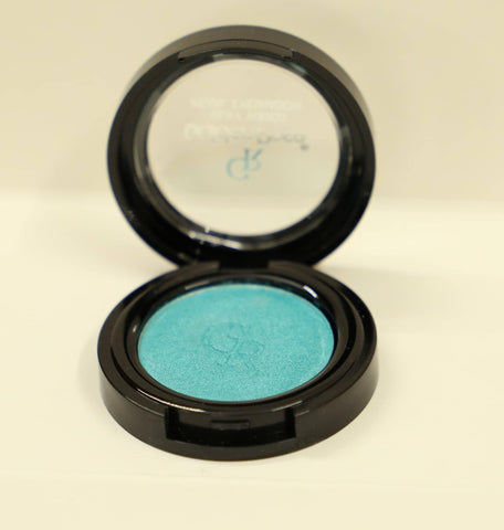 Silky Touch Pearl Eyeshadow - Golden Rose Cosmetics Pakistan.