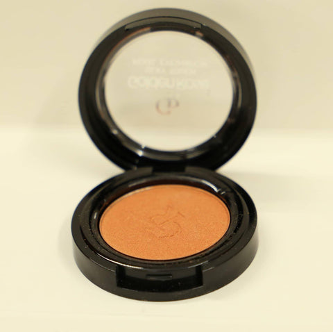 Silky Touch Pearl Eyeshadow - Golden Rose Cosmetics Pakistan.