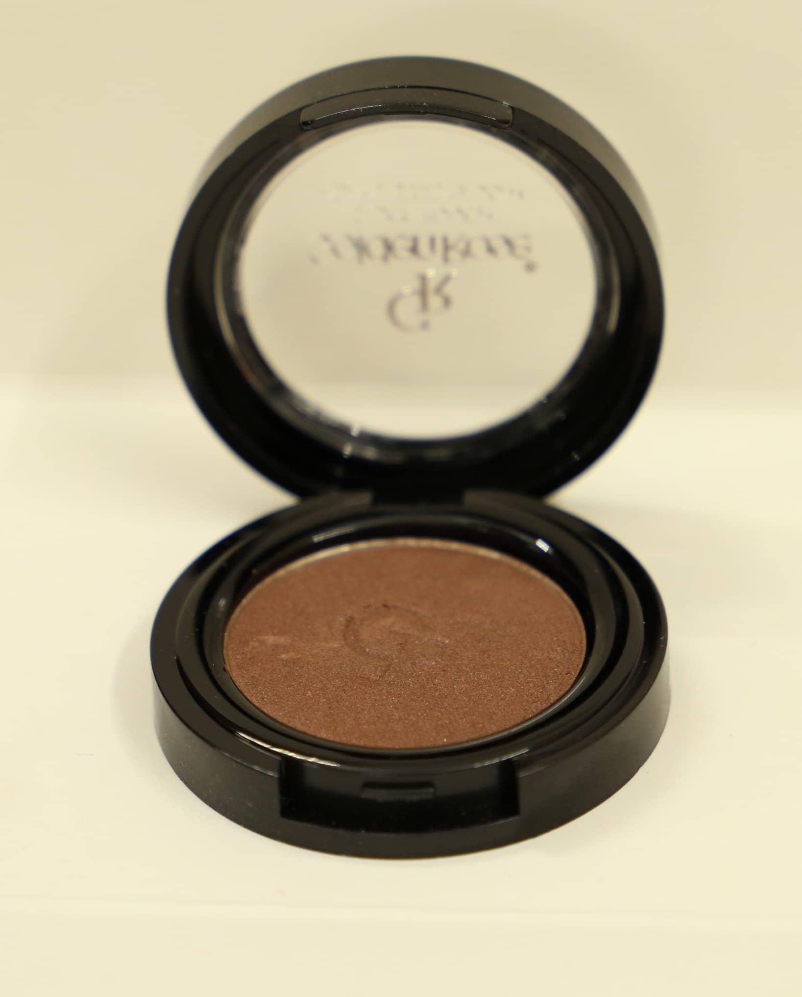 Silky Touch Pearl Eyeshadow - Golden Rose Cosmetics Pakistan.
